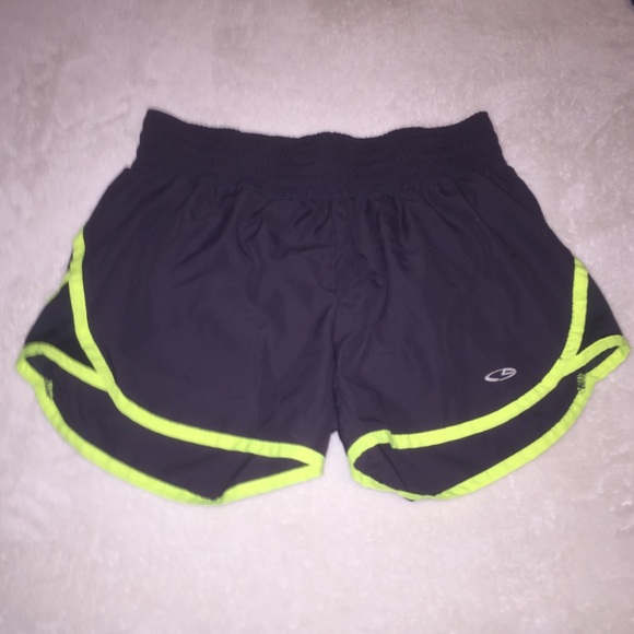 champion training shorts - Picture 1 of 3